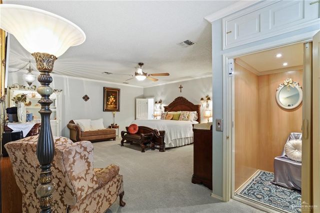 105 E Austin Avenue, Harlingen, TX 78550