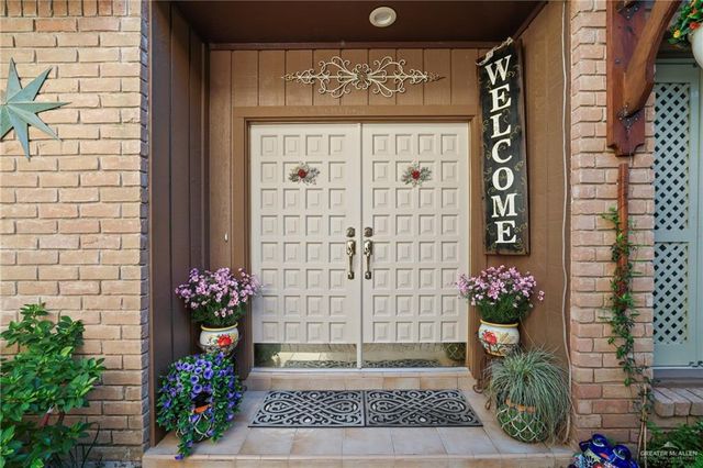 105 E Austin Avenue, Harlingen, TX 78550