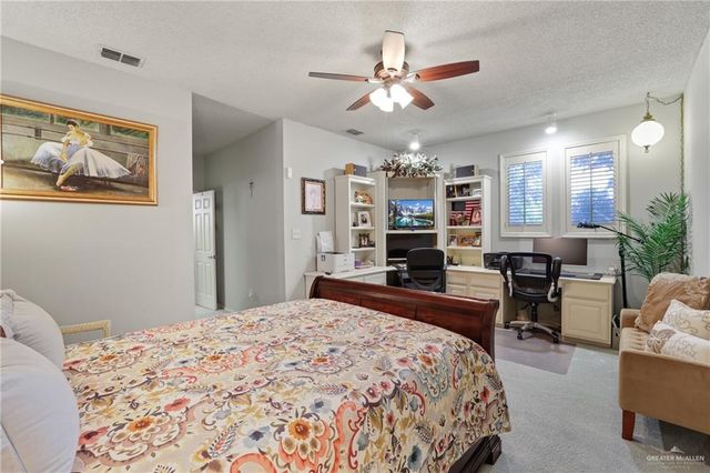 105 E Austin Avenue, Harlingen, TX 78550