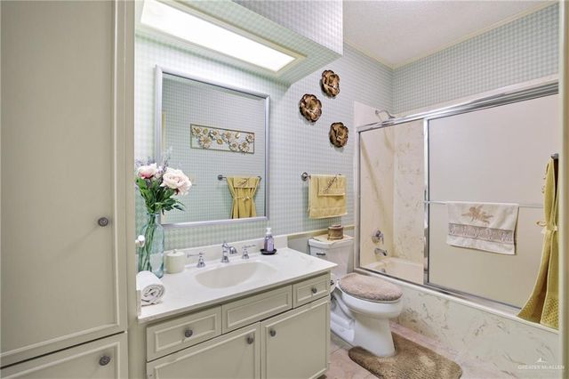 105 E Austin Avenue, Harlingen, TX 78550