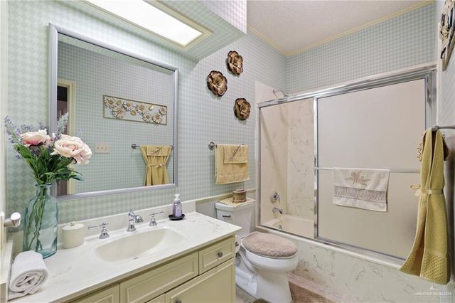 105 E Austin Avenue, Harlingen, TX 78550