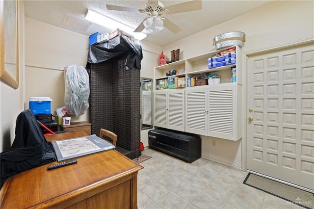 105 E Austin Avenue, Harlingen, TX 78550