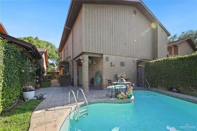 105 E Austin Avenue, Harlingen, TX 78550