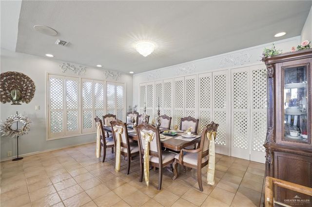 105 E Austin Avenue, Harlingen, TX 78550