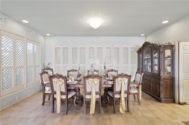 105 E Austin Avenue, Harlingen, TX 78550