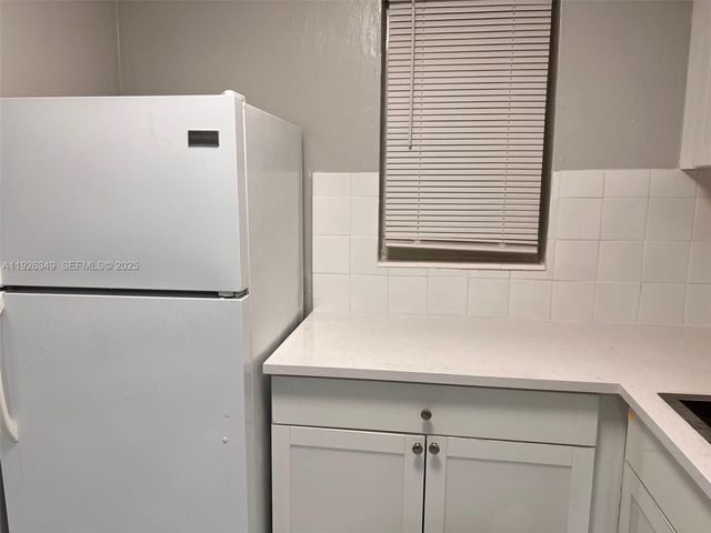 4300 SW 67th Ave 21, Miami, FL 33155