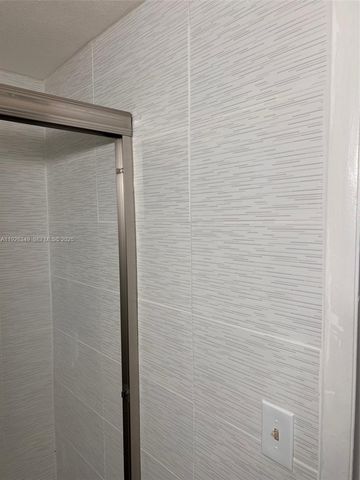 4300 SW 67th Ave 21, Miami, FL 33155