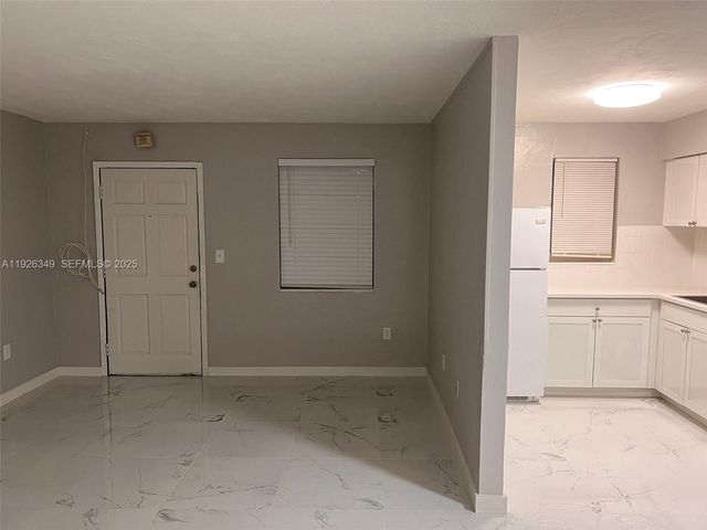 4300 SW 67th Ave 21, Miami, FL 33155