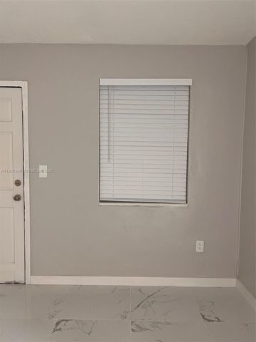 4300 SW 67th Ave 21, Miami, FL 33155