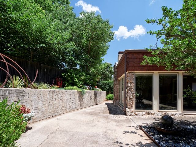 7501 Brookside Drive, Oklahoma City, OK 73132