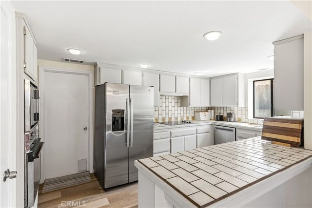 30619 Early Round Drive, Canyon Lake, CA 92587