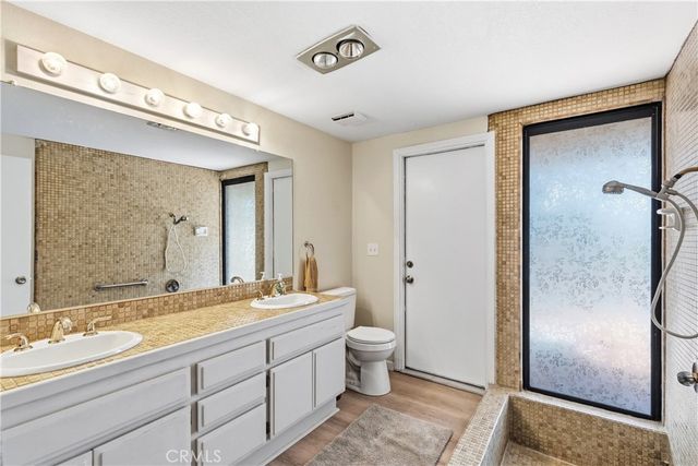 30619 Early Round Drive, Canyon Lake, CA 92587