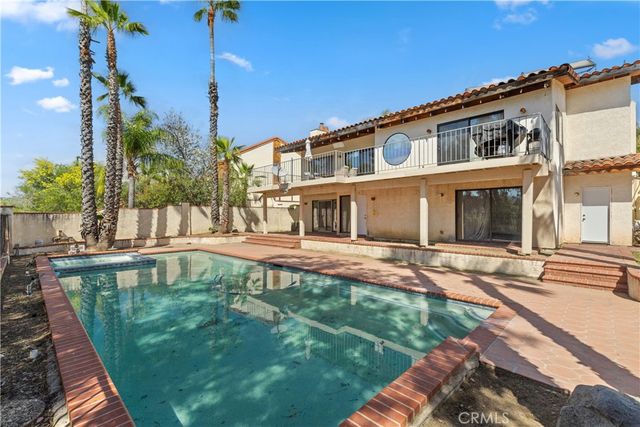 30619 Early Round Drive, Canyon Lake, CA 92587