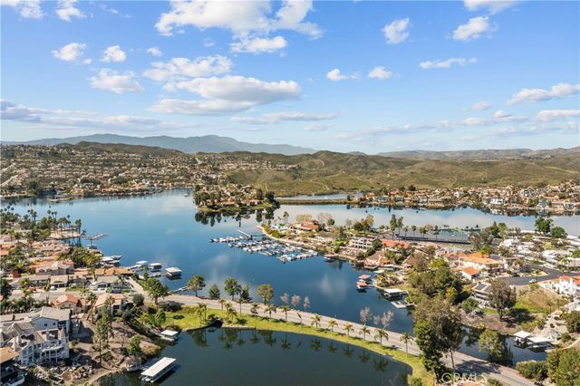 30619 Early Round Drive, Canyon Lake, CA 92587