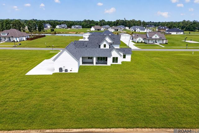 16053 Leni Dr, Prairieville, LA 70769