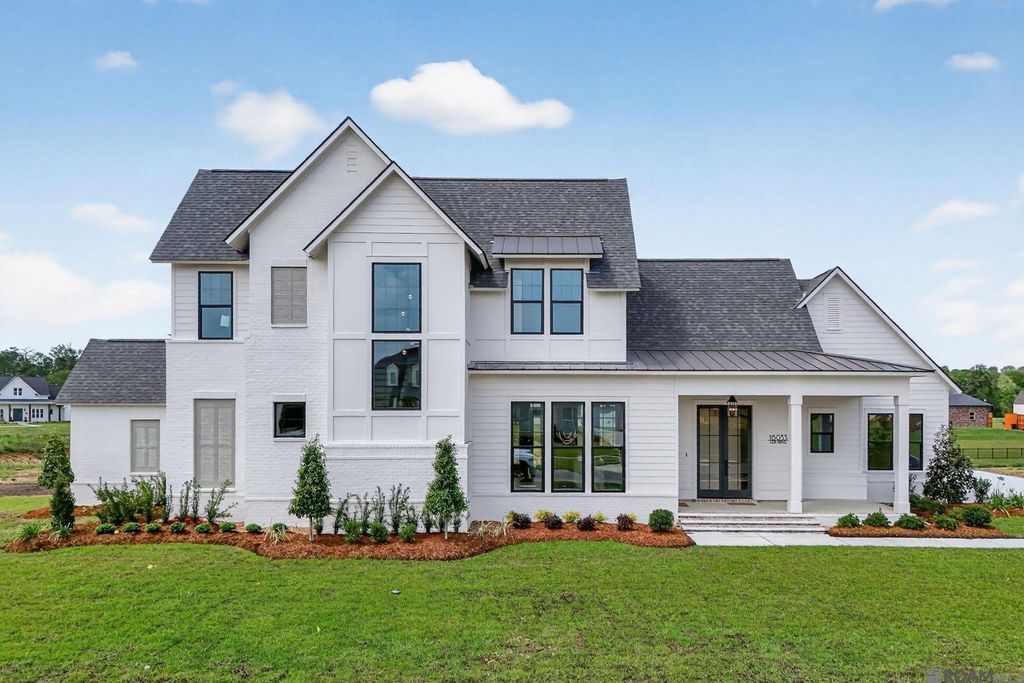 16053 Leni Dr, Prairieville, LA 70769