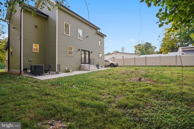 15001 DARNESTOWN RD, Germantown, MD 20874