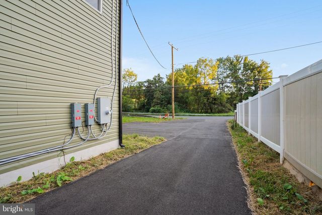 15001 DARNESTOWN RD, Germantown, MD 20874