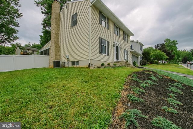 3 LIBERTY DRIVE, Mount Holly Springs, PA 17065