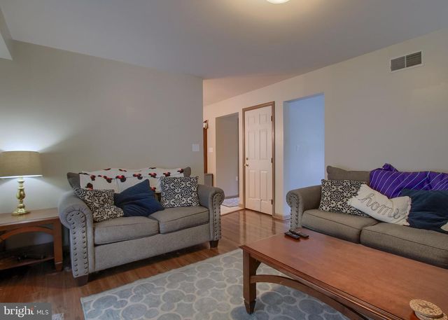 3 LIBERTY DRIVE, Mount Holly Springs, PA 17065
