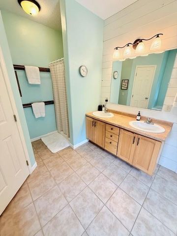 4648 Scotchpine Court NW, Bemidji, MN 56601