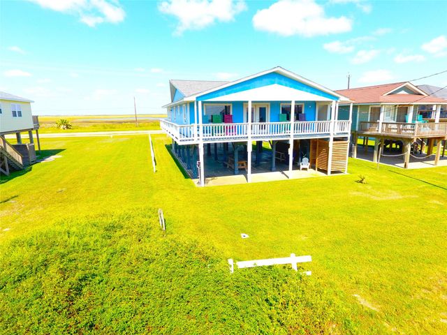 2619 Swan Court, Surfside Beach, TX 77541