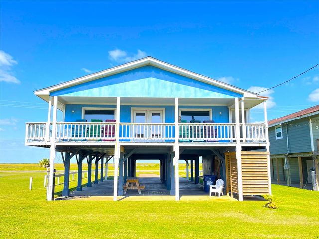 2619 Swan Court, Surfside Beach, TX 77541