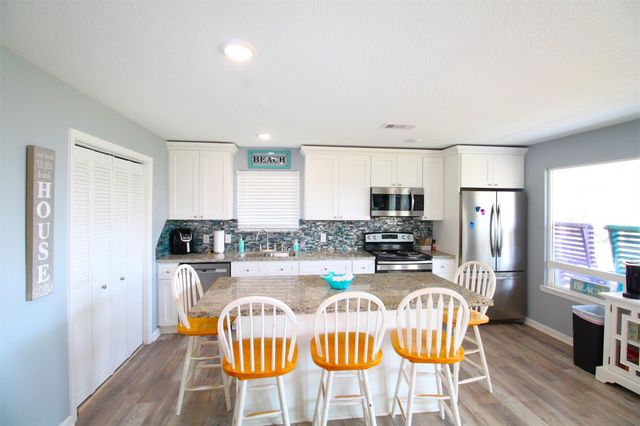 2619 Swan Court, Surfside Beach, TX 77541