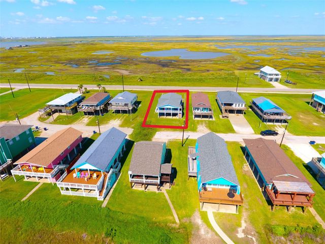 2619 Swan Court, Surfside Beach, TX 77541