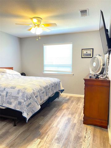 2619 Swan Court, Surfside Beach, TX 77541