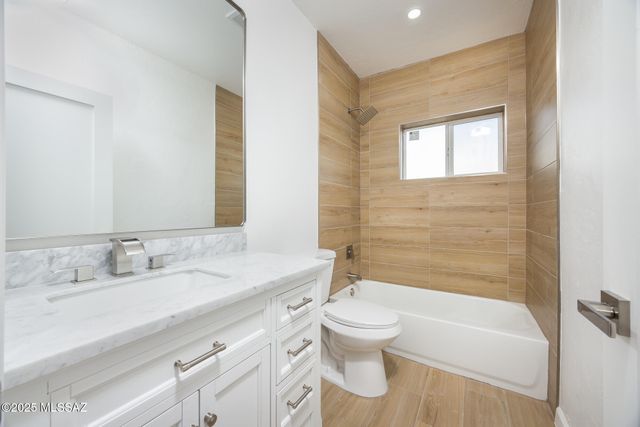 1515 S Avenida Sirio, Tucson, AZ 85710