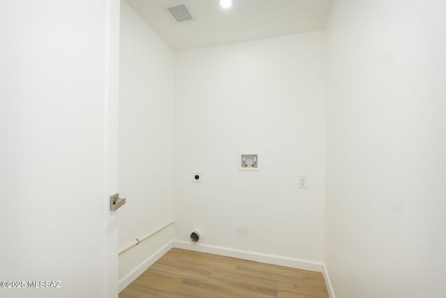 1515 S Avenida Sirio, Tucson, AZ 85710