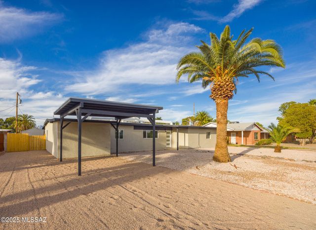 1515 S Avenida Sirio, Tucson, AZ 85710
