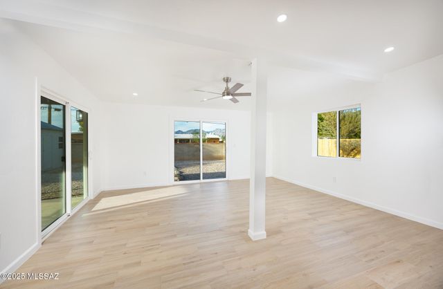 1515 S Avenida Sirio, Tucson, AZ 85710