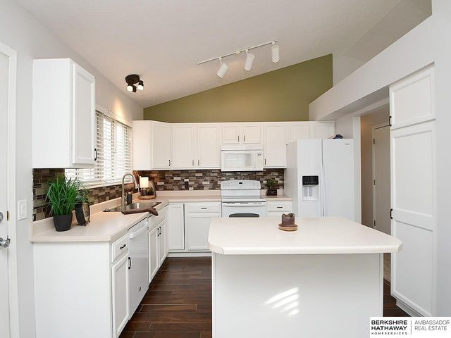 1421 SW 36 Street, Lincoln, NE 68522