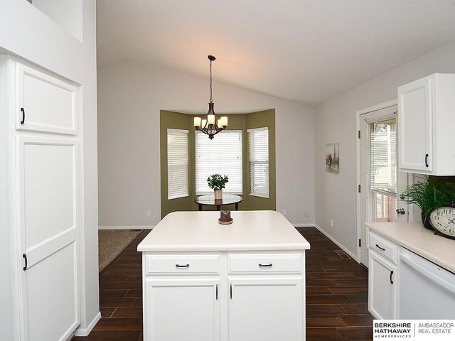 1421 SW 36 Street, Lincoln, NE 68522