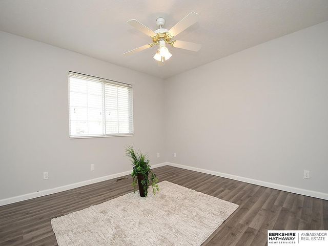 1421 SW 36 Street, Lincoln, NE 68522