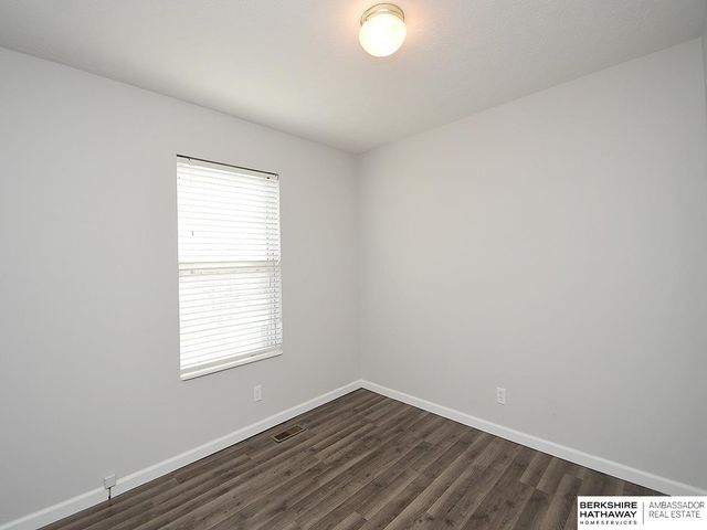 1421 SW 36 Street, Lincoln, NE 68522