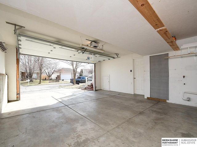 1421 SW 36 Street, Lincoln, NE 68522