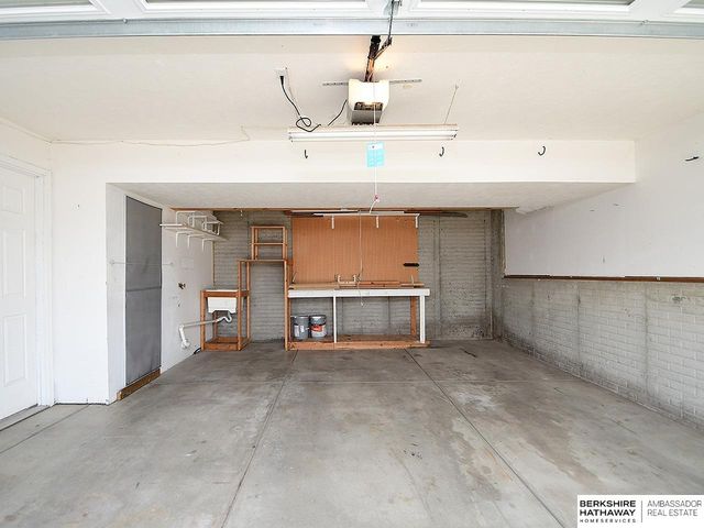 1421 SW 36 Street, Lincoln, NE 68522