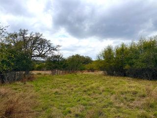 103 Ira Long, Blanco, TX 78606