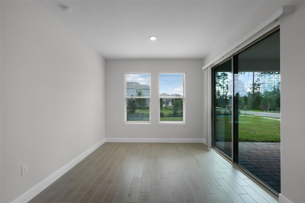 Image 13 of property listing at 11893 SHINE VIEW LANE, Winter Garden, FL 34787