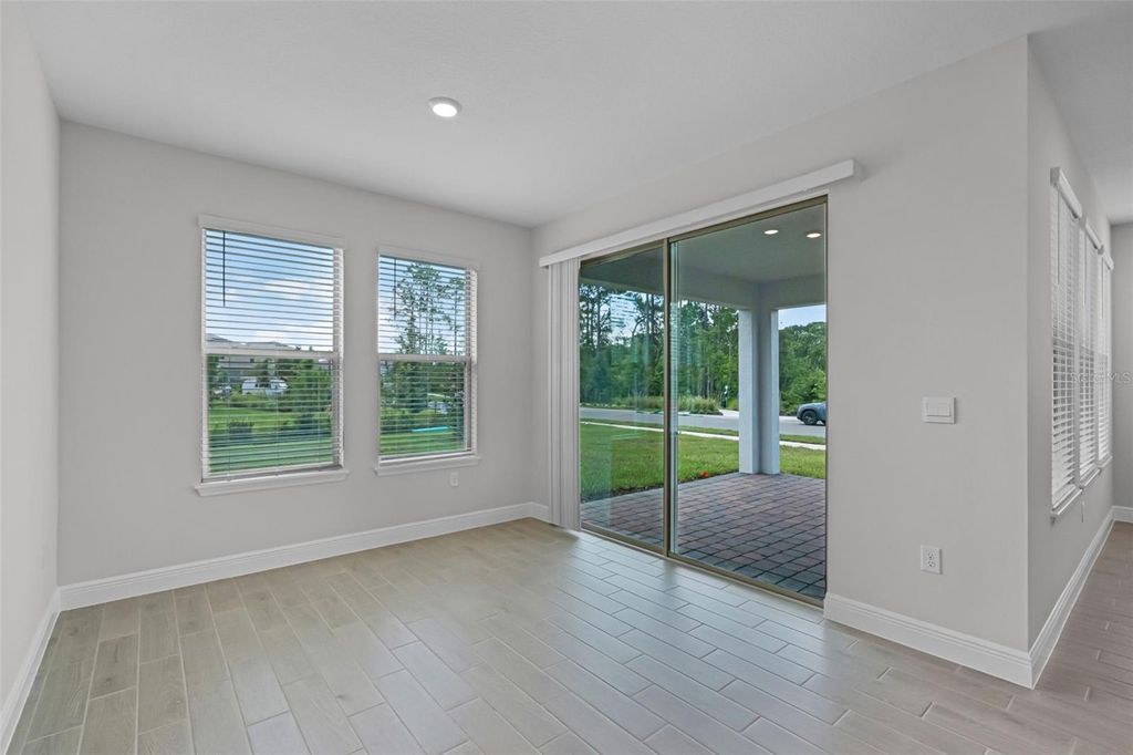 Image 14 of property listing at 11893 SHINE VIEW LANE, Winter Garden, FL 34787