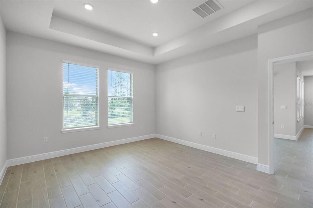 Image 20 of property listing at 11893 SHINE VIEW LANE, Winter Garden, FL 34787