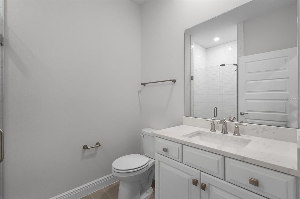Image 30 of property listing at 11893 SHINE VIEW LANE, Winter Garden, FL 34787