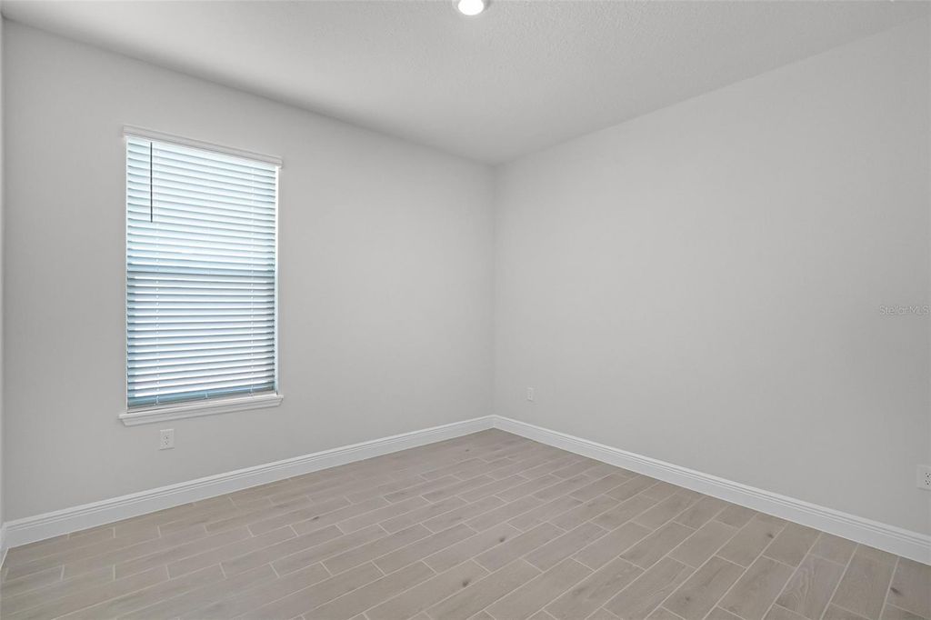 Image 32 of property listing at 11893 SHINE VIEW LANE, Winter Garden, FL 34787