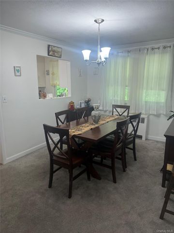 27 Avon Circle D, Port Chester, NY 10573