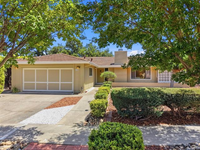11106 Linda Vista Dr, Cupertino, CA 95014