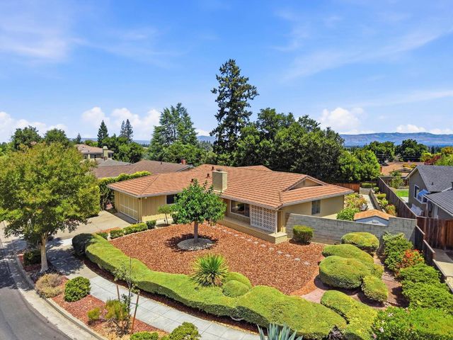 11106 Linda Vista Dr, Cupertino, CA 95014