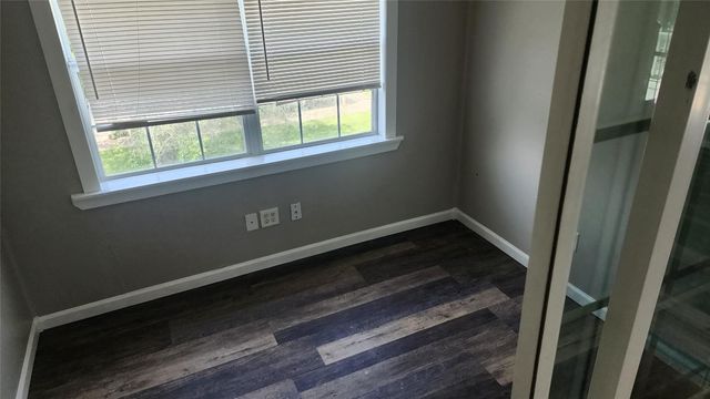 1010 22nd Street, San Leon, TX 77539